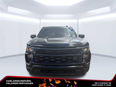 Used 2023 Chevrolet Silverado 1500 Custom AWD/4WD image 8