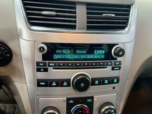 Used 2011 Chevrolet Malibu LT w/ Power Convenience Package FWD image 14