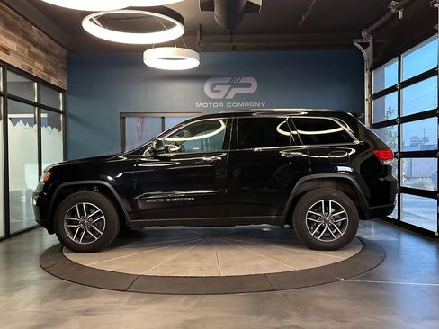 Used 2021 Jeep Grand Cherokee Limited AWD/4WD image 6