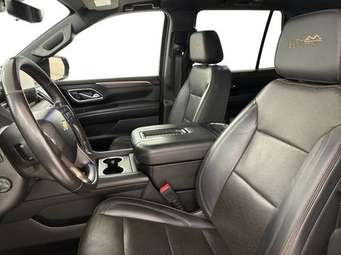 Used 2023 Chevrolet Tahoe High Country image 12