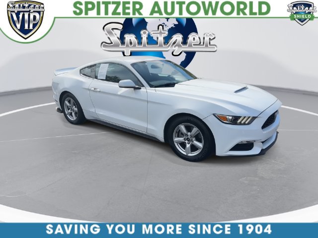 Used 2017 Ford Mustang Coupe RWD image 3