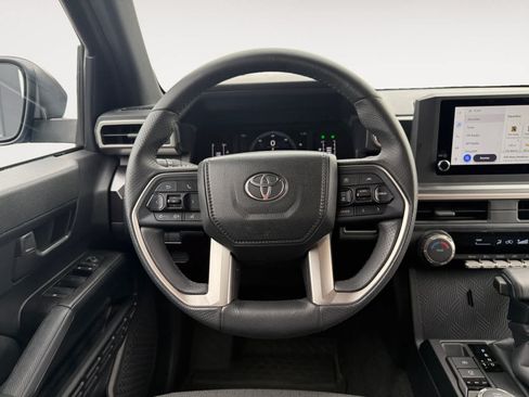 Used 2026 Toyota 4Runner SR5 AWD/4WD image 13