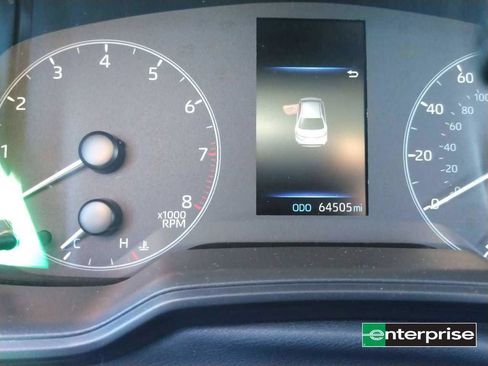 Used 2024 Toyota Corolla LE FWD image 5