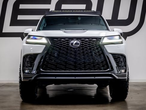Used 2024 Lexus LX 600 F Sport AWD/4WD image 5