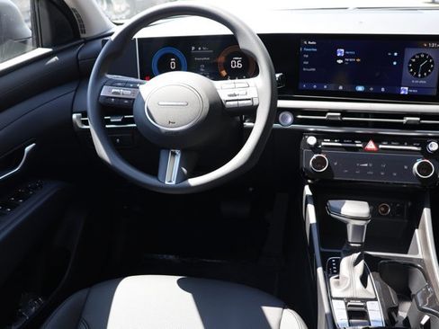 New 2026 Hyundai Tucson SEL Plus AWD/4WD image 23