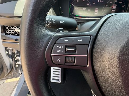 Used 2023 Honda Accord Sport image 12