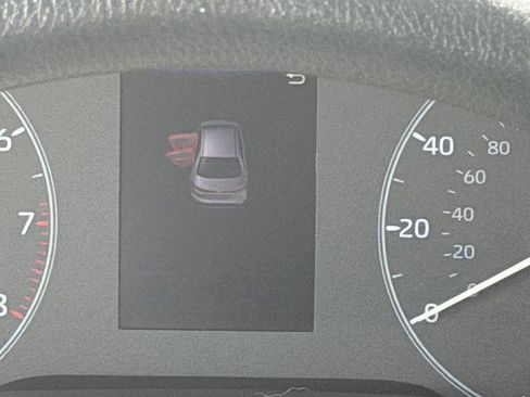 Certified 2024 Toyota Corolla LE image 14