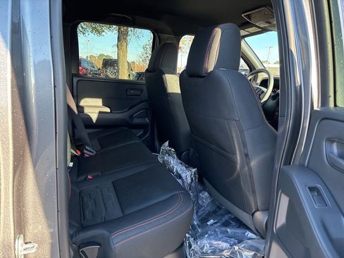 New 2026 Nissan Frontier PRO-4X w/ Tow Package AWD/4WD image 17