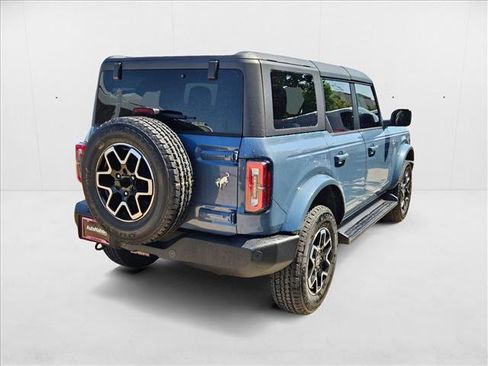 New 2025 Ford Bronco Outer Banks image 2