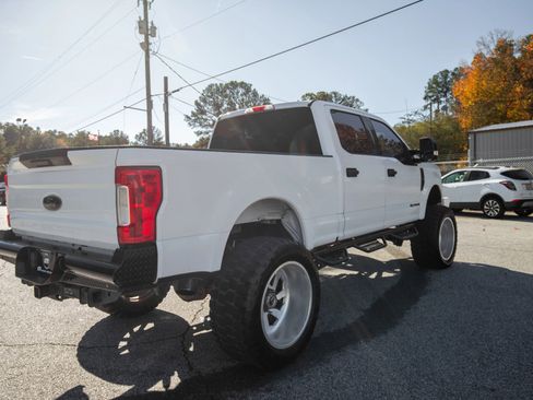 Used 2017 Ford F250 XLT image 13
