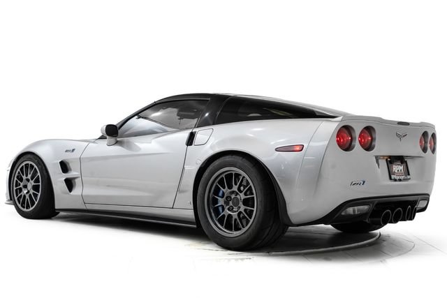 Used 2009 Chevrolet Corvette ZR1 w/ Preferred Equipment Group RWD image 10