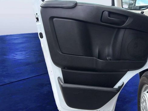 Used 2018 RAM ProMaster 2500 FWD image 17