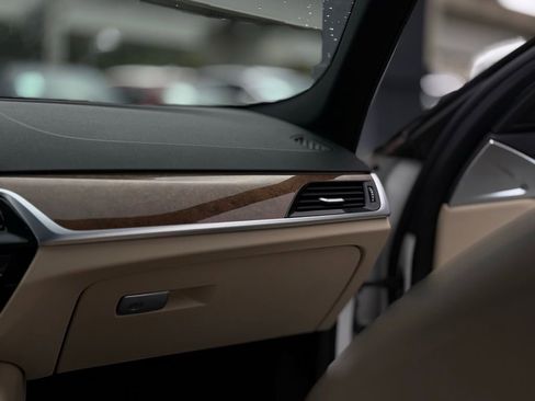 Used 2017 BMW 530i image 16