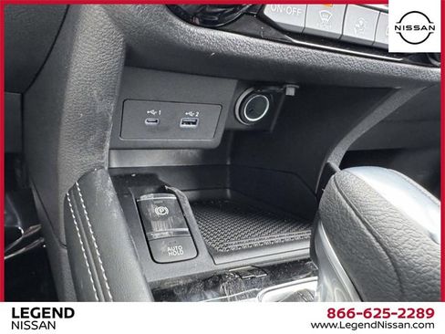 Certified 2023 Nissan Kicks SR w/ SR Premium Package image 23