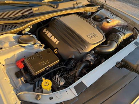 Used 2022 Dodge Challenger R/T image 34