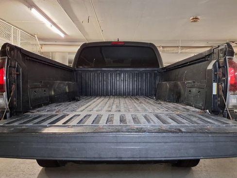 Used 2018 Toyota Tacoma SR RWD image 17