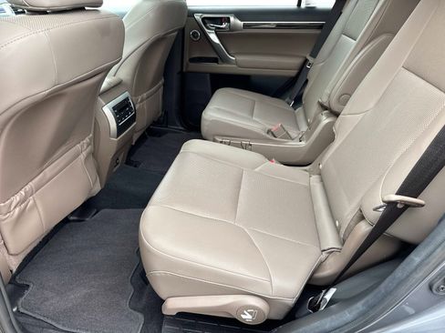 Certified 2023 Lexus GX 460 Premium w/ Accessory Package AWD/4WD image 14