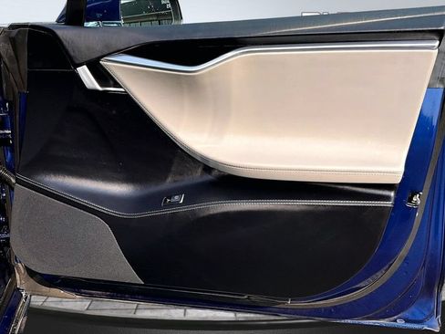 Used 2016 Tesla Model S 60D AWD/4WD image 24