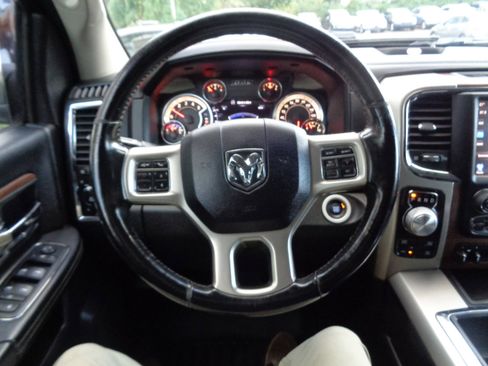 Used 2014 RAM 1500 Laramie w/ Convenience Group image 22