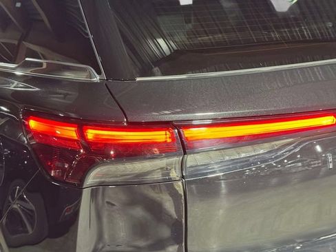 Used 2025 INFINITI QX60 Pure w/ Cargo Package AWD/4WD image 14
