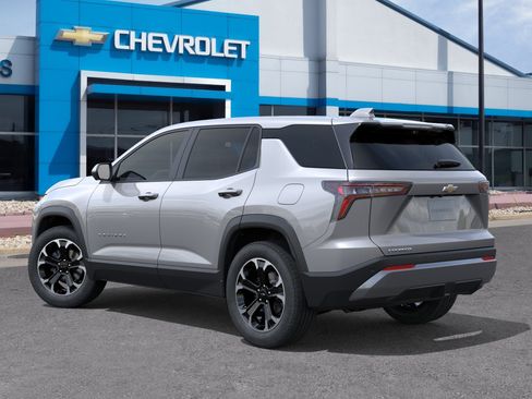 New 2026 Chevrolet Equinox LT w/ Convenience Package II FWD image 44
