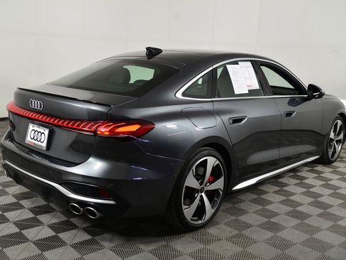 Used 2025 Audi S5 Premium Plus w/ Premium Plus Package image 9