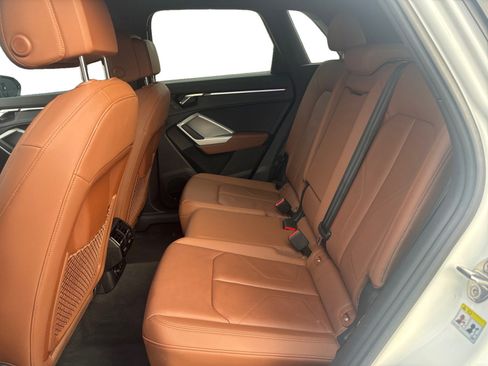 Used 2022 Audi Q3 2.0T Premium Plus image 13