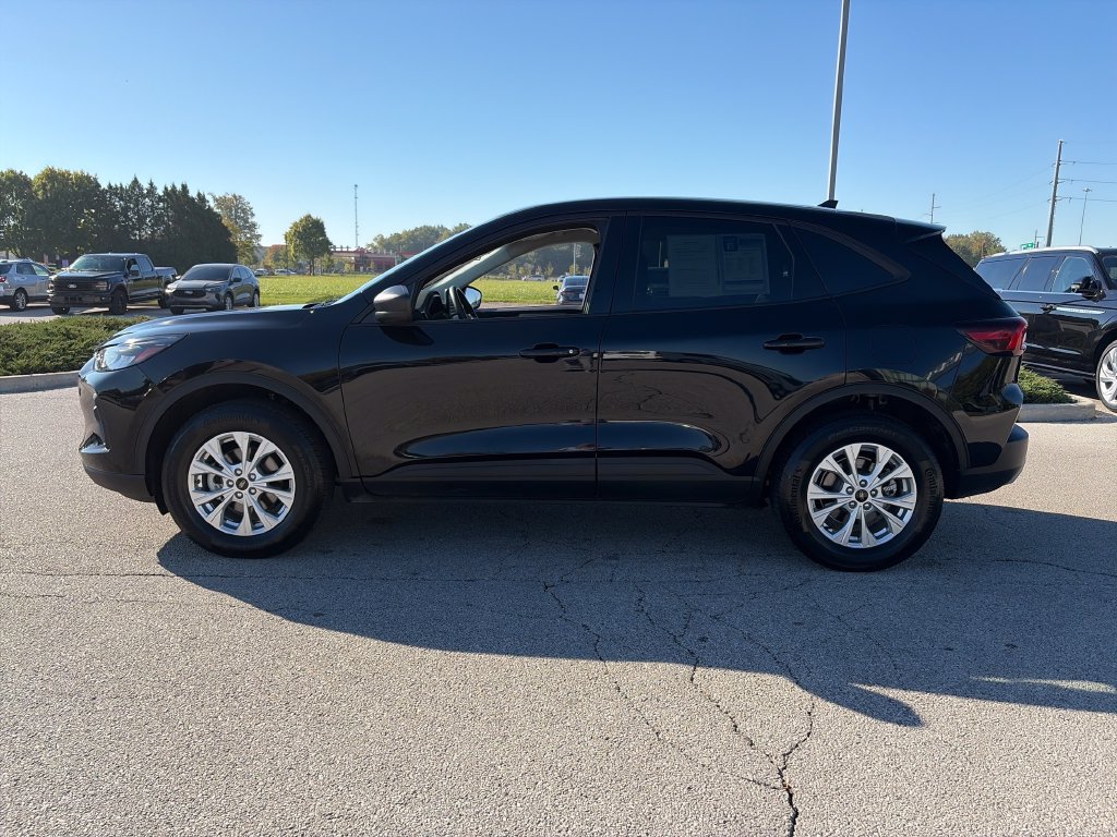 Used 2025 Ford Escape Active AWD/4WD image 4