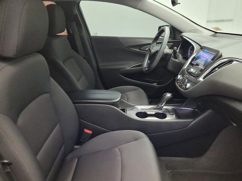 Used 2020 Chevrolet Malibu LT FWD image 21