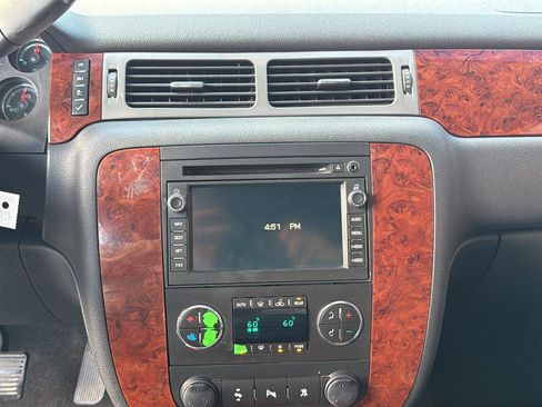 Used 2011 Chevrolet Tahoe LTZ RWD image 15