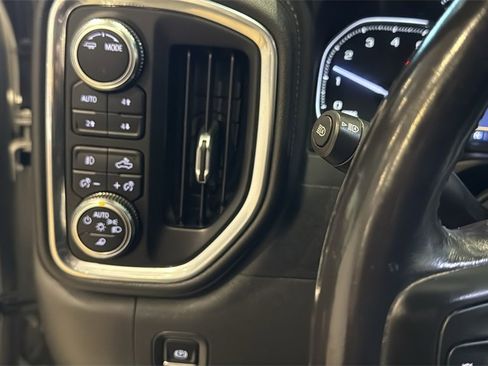 Used 2022 GMC Sierra 1500 SLT w/ SLT Premium Plus Package image 33