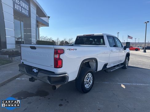 Used 2025 Chevrolet Silverado 2500 LT w/ Convenience Package image 3