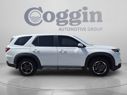 Used 2023 Honda Pilot EX-L image 7