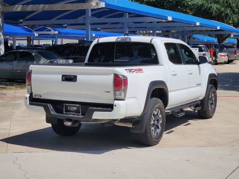 Used 2023 Toyota Tacoma TRD Off-Road w/ Technology Package AWD/4WD image 14