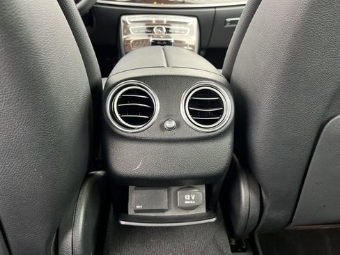 Used 2019 Mercedes-Benz E 300 image 23