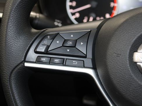 Used 2024 Nissan Altima 2.5 SV image 34