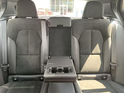 Used 2020 Volvo XC40 T5 R-Design w/ Protection Package Premier AWD/4WD image 31