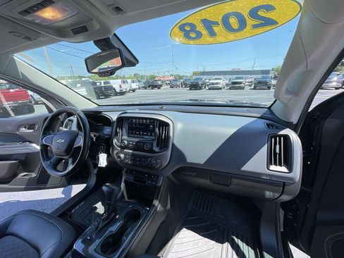 Used 2018 Chevrolet Colorado Z71 AWD/4WD image 27
