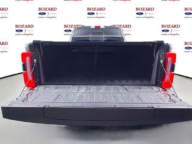 Used 2025 Ford F250 Platinum AWD/4WD image 33
