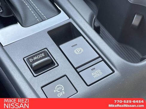 New 2026 Nissan Sentra SV w/ SV Convenience Package FWD image 17
