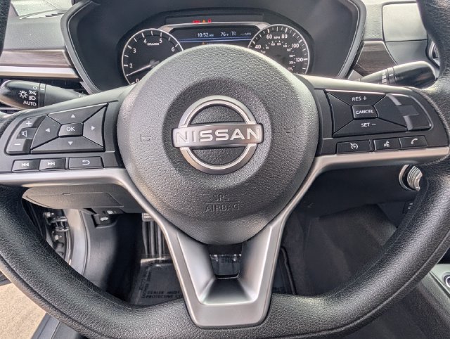 Used 2024 Nissan Altima 2.5 SV FWD image 19