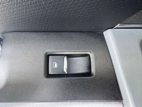 Used 2024 Ford F150 XLT w/ FX4 Off-Road Package image 26