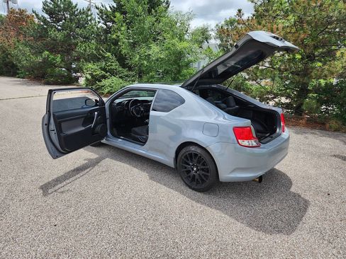 Used 2012 Scion tC FWD image 5