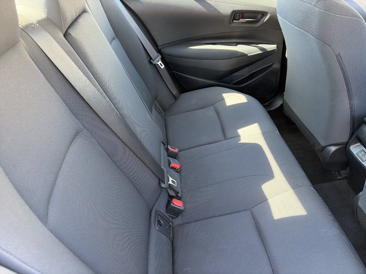 Used 2023 Toyota Corolla LE FWD image 12