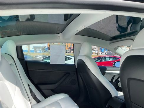 Used 2023 Tesla Model 3 Standard Range image 51