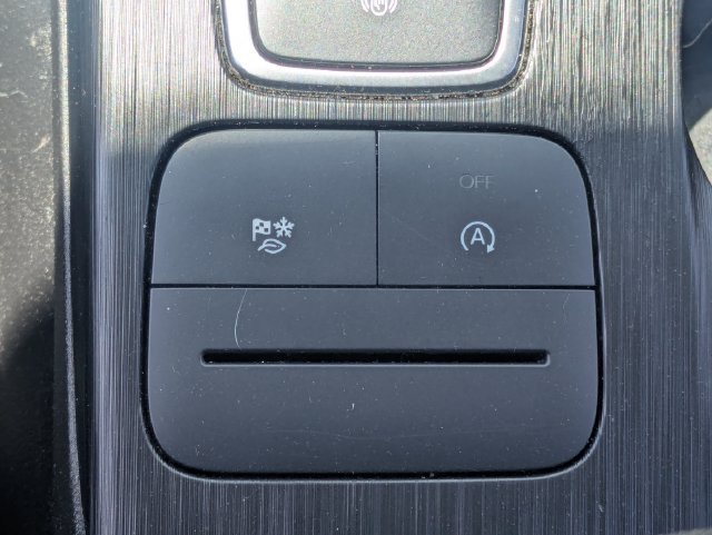 Used 2025 Ford Escape Active FWD image 29