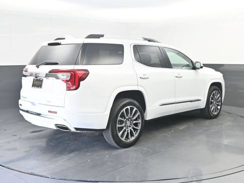 Used 2023 GMC Acadia Denali AWD/4WD image 7