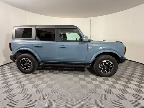 Used 2022 Ford Bronco Outer Banks image 8