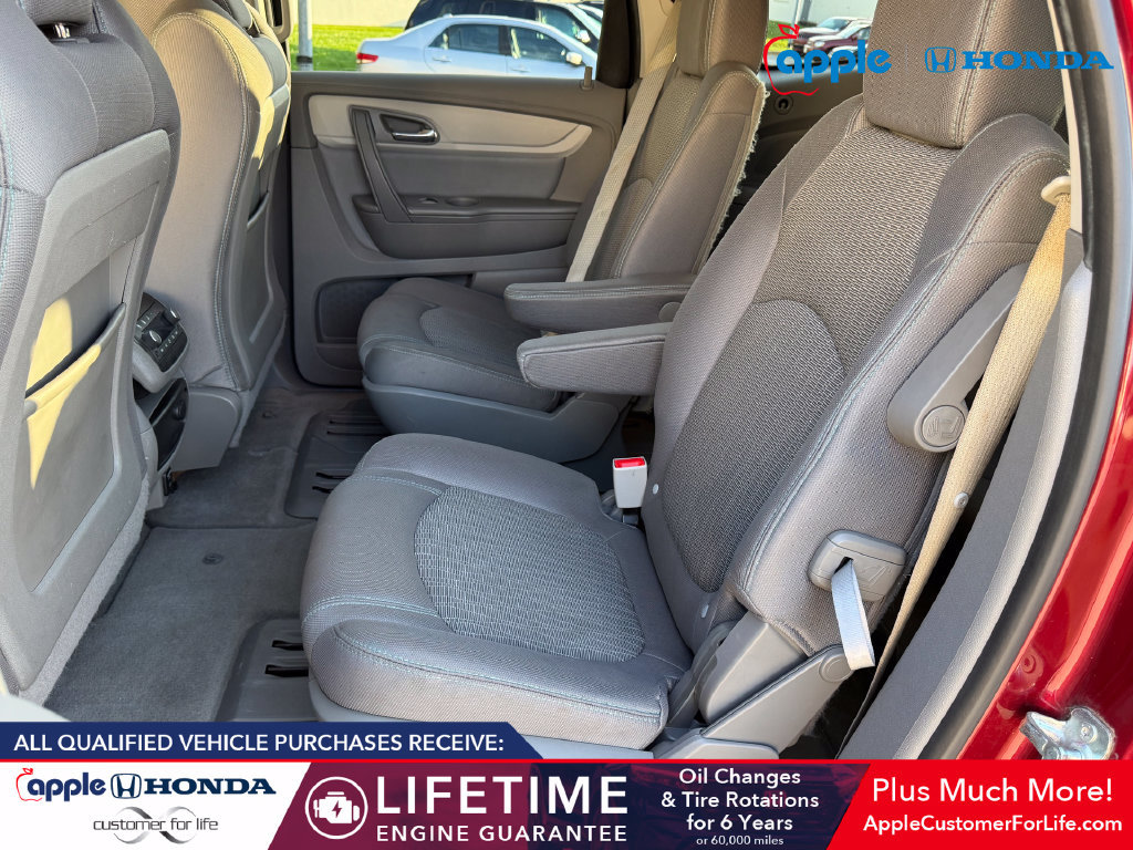Used 2016 Chevrolet Traverse LT FWD image 18