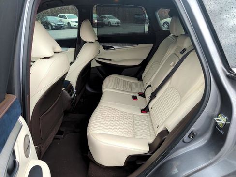 Used 2021 INFINITI QX50 Autograph w/ Premium White Leather Package image 9